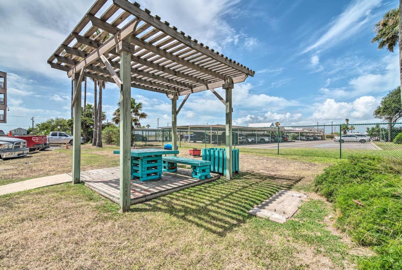 Beachfront Corpus Christi Condo With Arcade Room! Luaran gambar